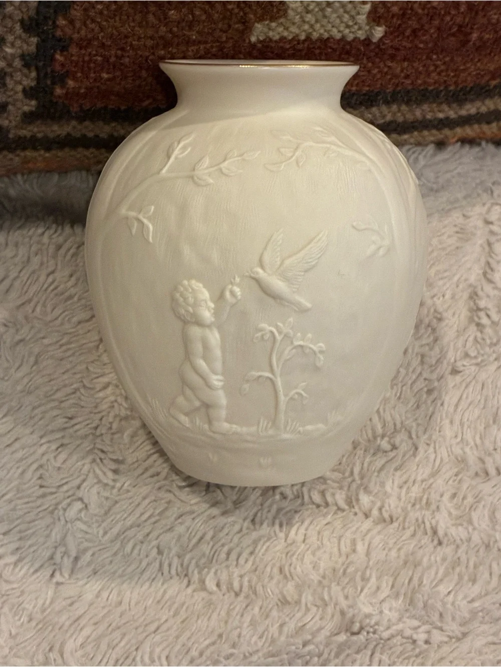 Lenox Heritage Collection Posy Vase Embossed Design with Gold Trim